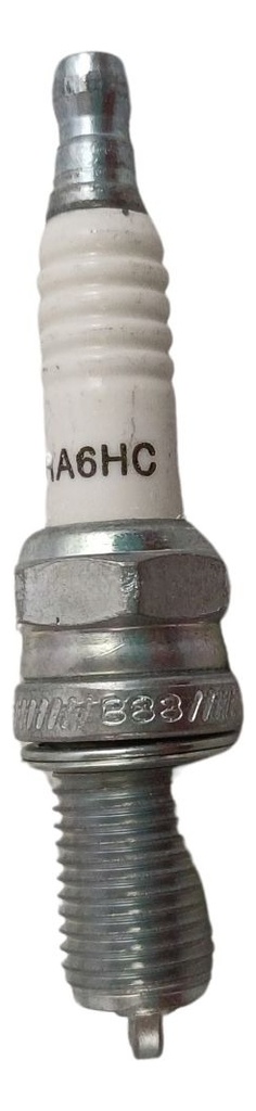 Bujía Champion Ra6hc Para Moto Estándar De Alto Rendimiento