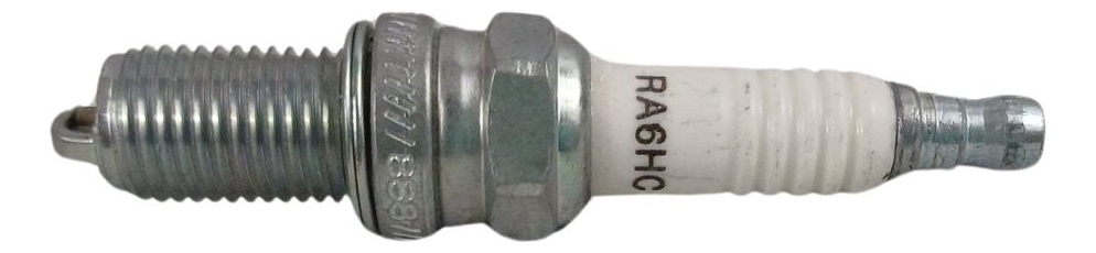 Bujía Champion Ra6hc Para Moto Estándar De Alto Rendimiento